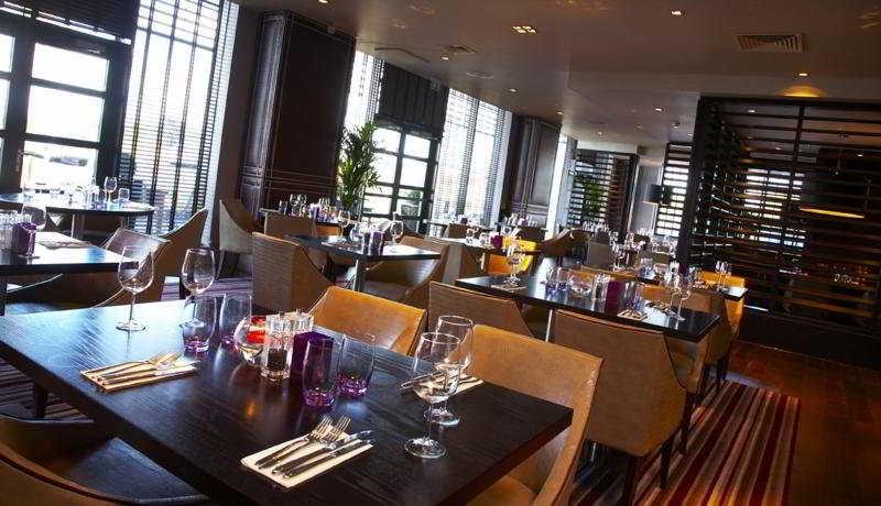 Village Hotel Solihull Restoran gambar