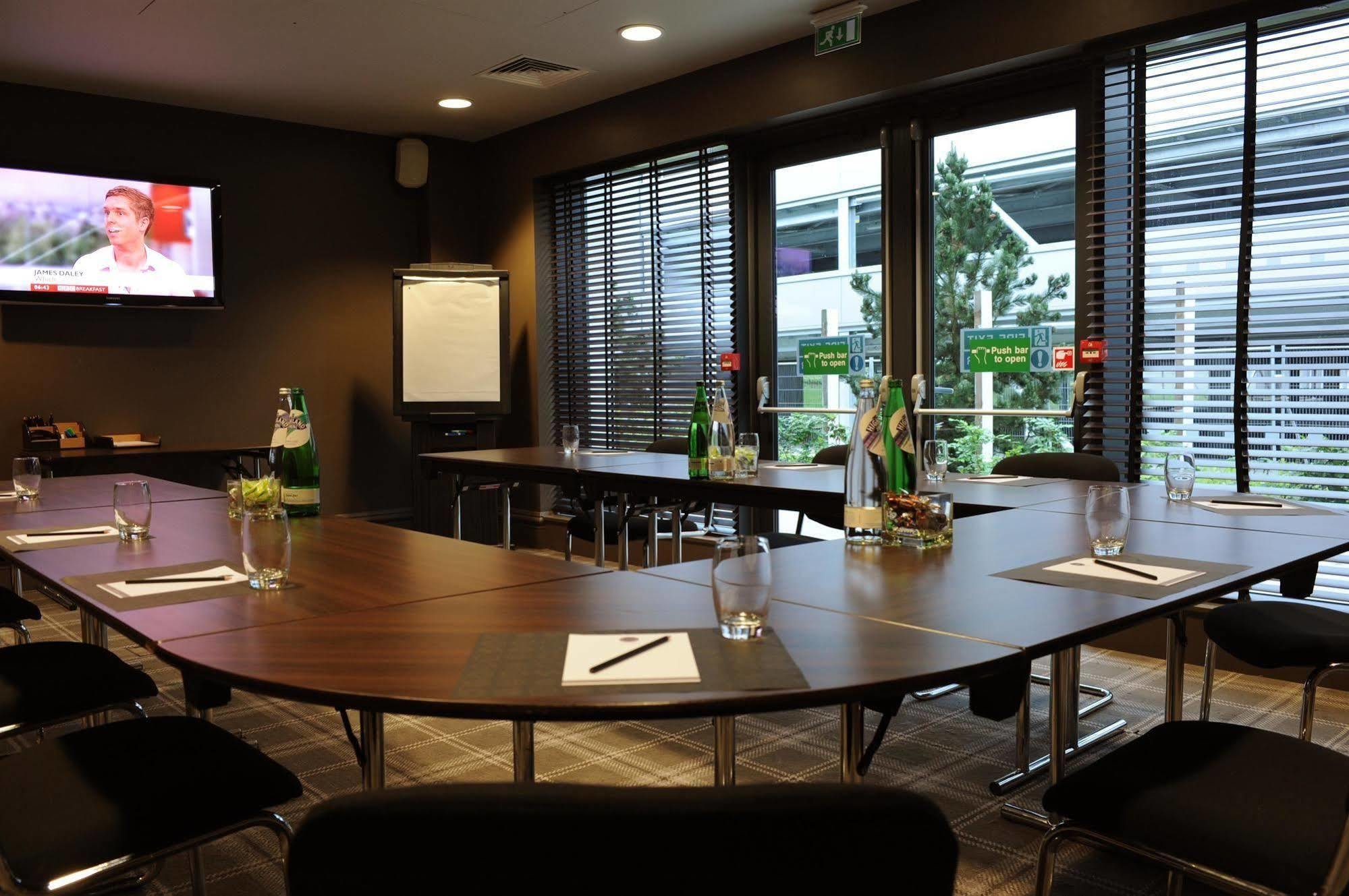 Village Hotel Solihull Luaran gambar